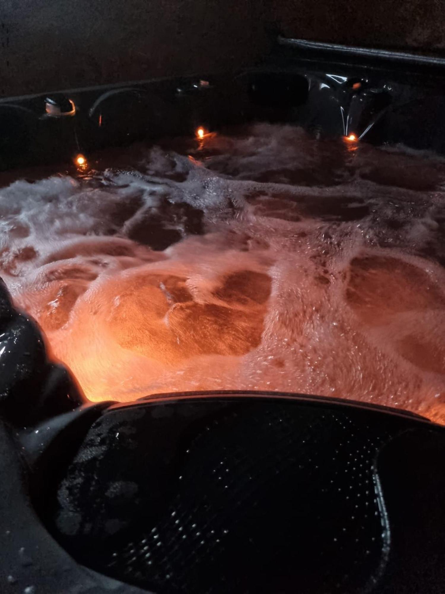 Вілла Les Randogodilleurs Avec Jacuzzi A 2Kms Des Pistes Et 350M Du Theatre Du Peuple ! Бюссан Екстер'єр фото